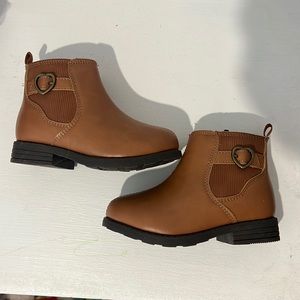 Size 7c toddler girl tan booties
